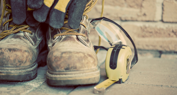 Pengertian Sepatu Safety Manfaat dan Jenisnya